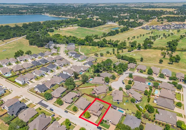 Photo 2 of Single family home for sale at 1218 Thistle Hill Trl, Weatherford, TX 76087 | MLS# 21342677 | Listing updated on 2026-09-12