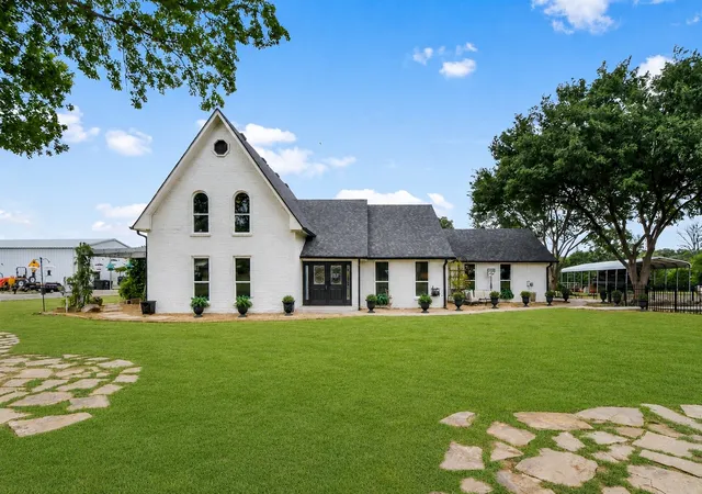 Photo 3 of Single family home for sale at 9867 Dripping Springs Rd, Denison, TX 75021 | MLS# 21338726 | Listing updated on 2026-07-30