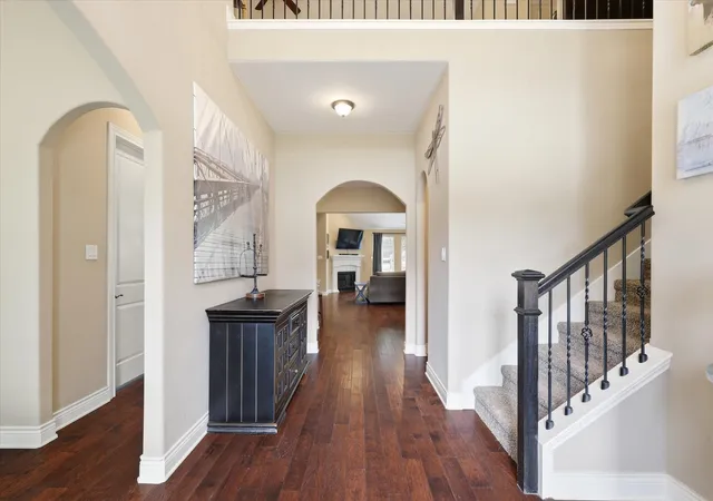 Photo 3 of Single family home for sale at 127 Dogwood Dr, Aubrey, TX 76227 | MLS# 21342441 | Listing updated on 2026-09-12