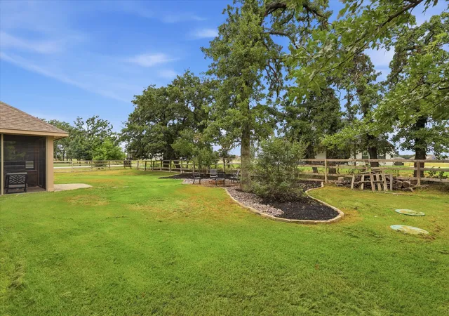 Photo 40 of Single family home for sale at 127 Dogwood Dr, Aubrey, TX 76227 | MLS# 21342441 | Listing updated on 2026-09-12