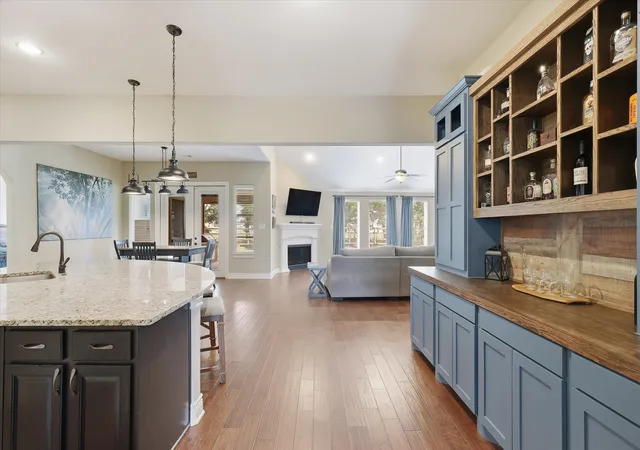Photo 4 of Single family home for sale at 127 Dogwood Dr, Aubrey, TX 76227 | MLS# 21342441 | Listing updated on 2026-09-12