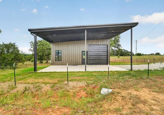 Photo 2 of Single family home for sale at 1155 Shelby Ranch Dr, Palo Pinto, TX 76484 | MLS# 21336092 | Listing updated on 2026-09-16