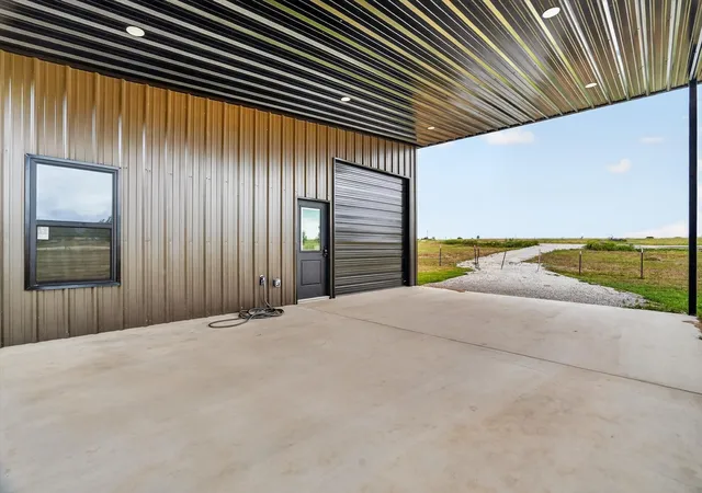Photo 4 of Single family home for sale at 1155 Shelby Ranch Dr, Palo Pinto, TX 76484 | MLS# 21336092 | Listing updated on 2026-09-16