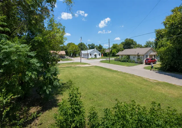 Photo 4 of Land for sale at 600 Preston St, Waco, TX 76704 | MLS# 21339676 | Listing updated on 2026-07-29