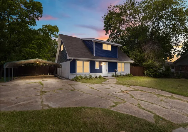 Photo 2 of Single family home for sale at 3417 Flamingo Cir, Mesquite, TX 75150 | MLS# 21343120 | Listing updated on 2026-09-12