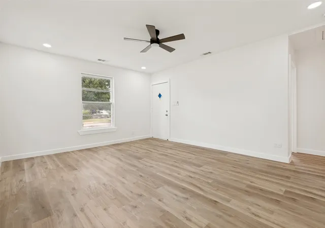 Photo 3 of Sale Pending at 1103 N Houston St, Royse City, TX 75189 | MLS# 21343147 | Listing updated on 2026-09-11