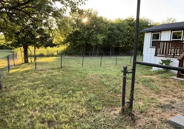 Photo 3 of Single family home for sale at 305 S Fm 1138, Nevada, TX 75173 | MLS# 21343157 | Listing updated on 2026-08-02