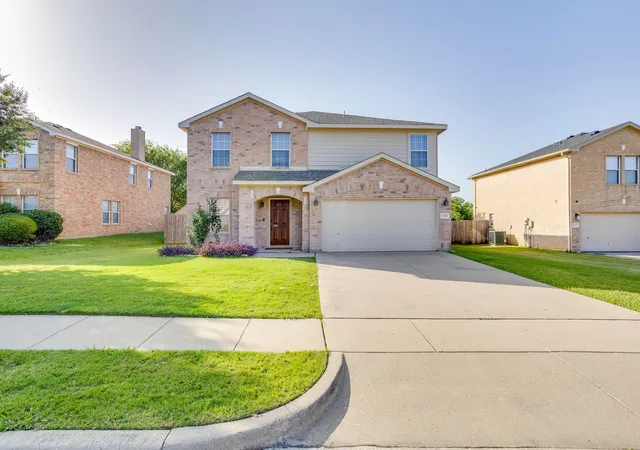 Photo 1 of Single family home for sale at 2521 Buffalo Run, Burleson, TX 76028 | MLS# 21343216 | Listing updated on 2026-09-06