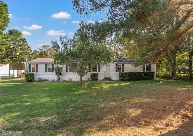 Photo 1 of Manufactured home for sale at 121 Kim Cir, Stonewall, LA 71078 | MLS# 21343295 | Listing updated on 2026-07-28