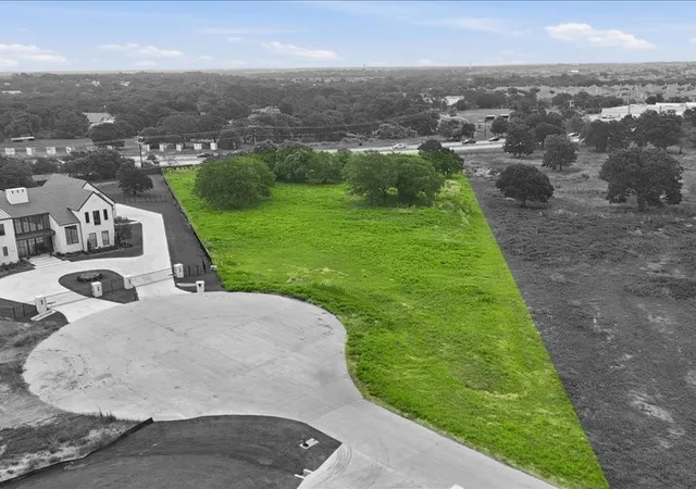 Photo 1 of Sale Pending at 1109 Vera Ct, Argyle, TX 76226 | MLS# 21343381 | Listing updated on 2026-09-23