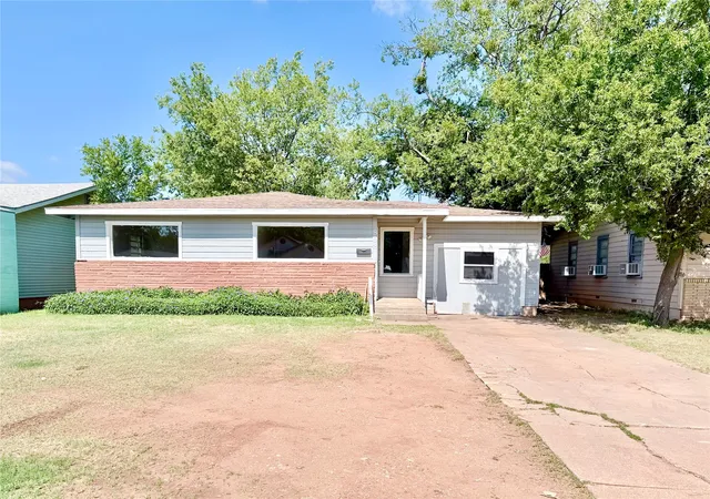 Photo 1 of Single family home for sale at 802 Westmoreland St, Abilene, TX 79603 | MLS# 21340163 | Listing updated on 2026-09-08