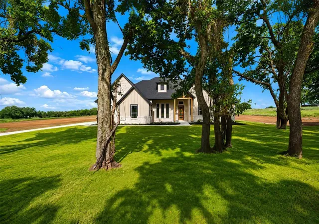 Photo 2 of Single family home for sale at 1045 Vh Ranch Rd, Poolville, TX 76487 | MLS# 21343015 | Listing updated on 2026-09-16
