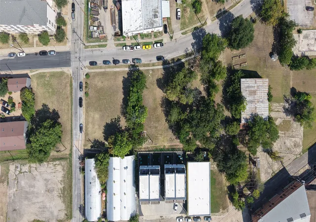Photo 1 of Land for sale at 1508 Sullivan Dr, Dallas, TX 75215 | MLS# 21343509 | Listing updated on 2026-07-28