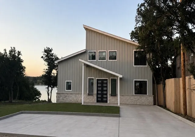 Photo 1 of Single family home for sale at 8222 County Road 607, Brownwood, TX 76801 | MLS# 21343531 | Listing updated on 2026-07-28