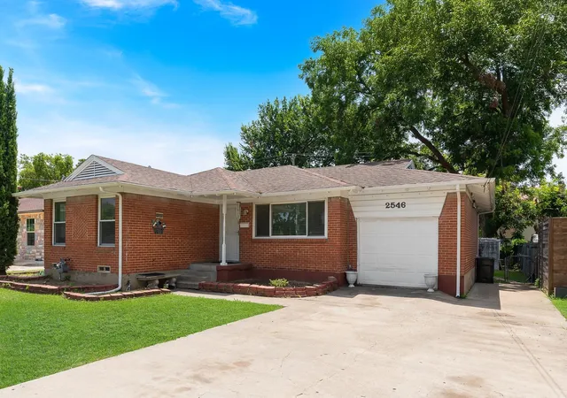 Photo 1 of Single family home for sale at 2546 Havenhurst St, Dallas, TX 75234 | MLS# 21342882 | Listing updated on 2026-07-28