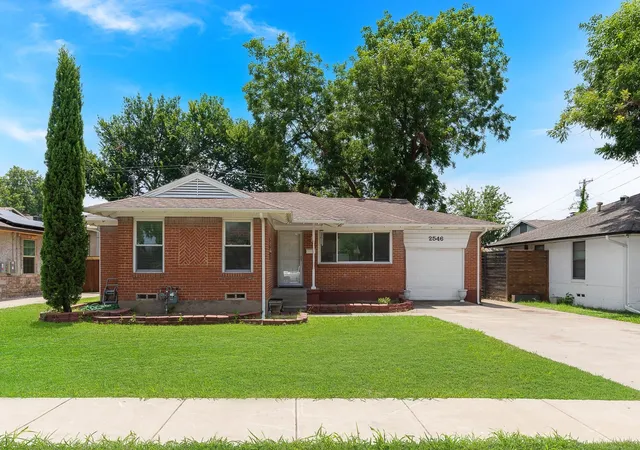 Photo 2 of Single family home for sale at 2546 Havenhurst St, Dallas, TX 75234 | MLS# 21342882 | Listing updated on 2026-07-28