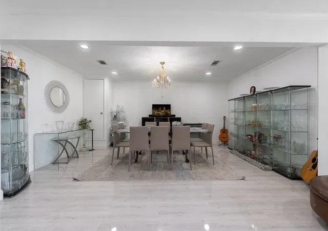 Photo 4 of Single family home for sale at 2546 Havenhurst St, Dallas, TX 75234 | MLS# 21342882 | Listing updated on 2026-07-28