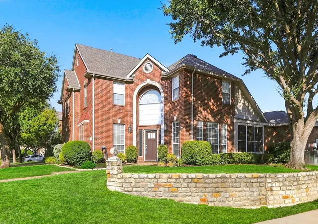 Photo 1 of Sale Pending at 2009 Whitefish Ct, Denton, TX 76210 | MLS# 21343038 | Listing updated on 2026-09-12