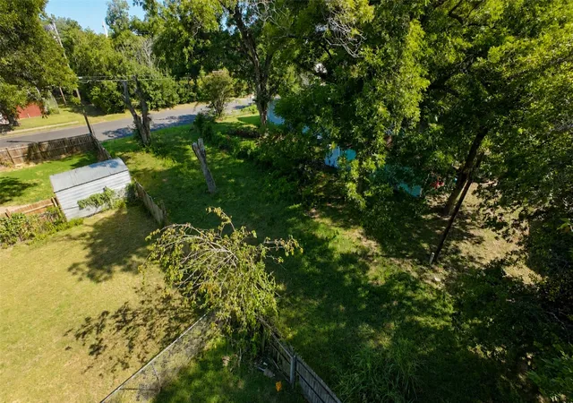 Photo 3 of Land for sale at 810 Rusk St, Waco, TX 76704 | MLS# 21339650 | Listing updated on 2026-07-29