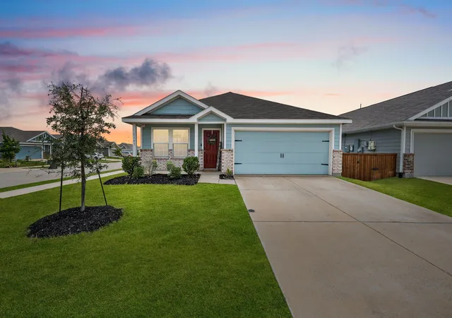 Photo 1 of Sale Pending at 5303 Braemar Wy, Princeton, TX 75407 | MLS# 21339259 | Listing updated on 2026-09-15
