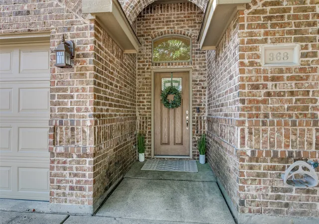 Photo 2 of Sale Pending at 368 Lockwood Ln, Weatherford, TX 76087 | MLS# 21343573 | Listing updated on 2026-09-10