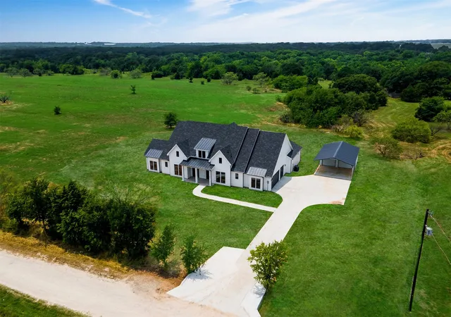 Photo 3 of Single family home for sale at 1500 Pop Noah Rd, Collinsville, TX 76233 | MLS# 21343727 | Listing updated on 2026-07-29