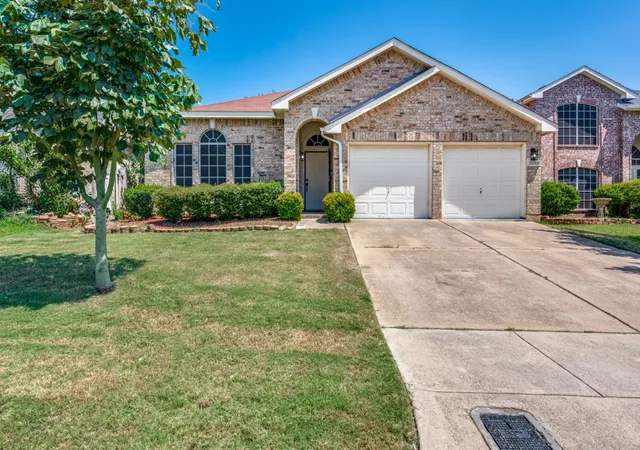 Photo 1 of Sale Pending at 3000 Gentilly Ln, Fort Worth, TX 76123 | MLS# 21343728 | Listing updated on 2026-09-08