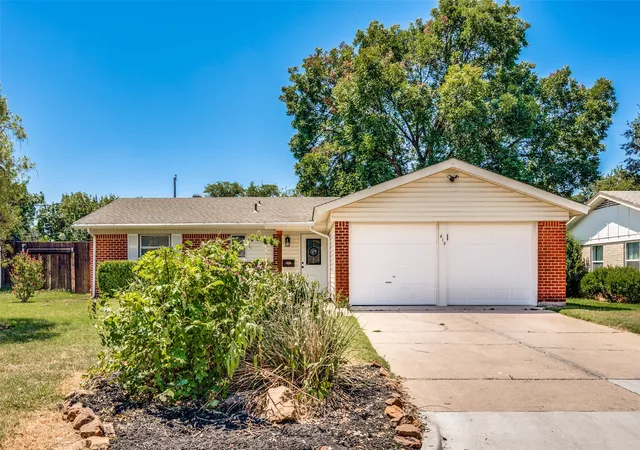 Photo 1 of Single family home for sale at 613 Whitener Rd, Euless, TX 76040 | MLS# 21343782 | Listing updated on 2026-09-11