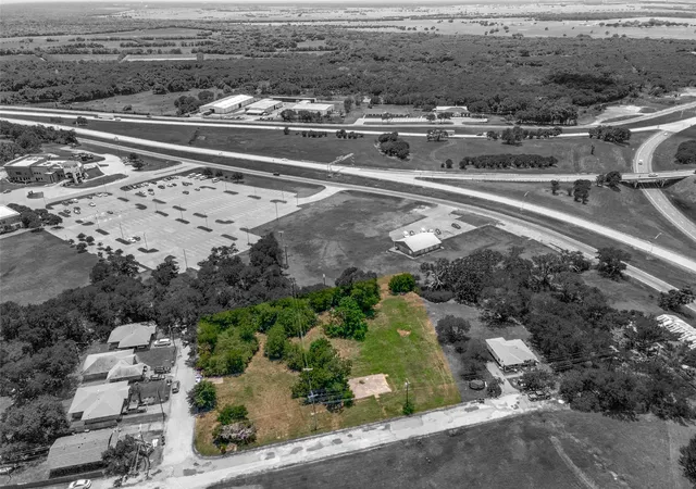 Photo 1 of Land for sale at 303 Carver, Kaufman, TX 75142 | MLS# 21337555 | Listing updated on 2026-07-29