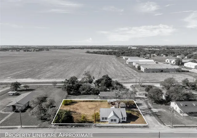 Photo 18 of Single family home for sale at 403 S 5Th St, Rosebud, TX 76570 | MLS# 21343808 | Listing updated on 2026-07-29