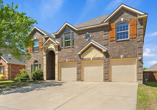 Photo 1 of Single family home for sale at 2824 Pino, Grand Prairie, TX 75054 | MLS# 21343304 | Listing updated on 2026-09-13