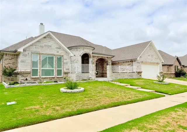 Photo 2 of Single family home for sale at 1424 Silent Springs Dr, Haslet, TX 76052 | MLS# 21343845 | Listing updated on 2026-09-14
