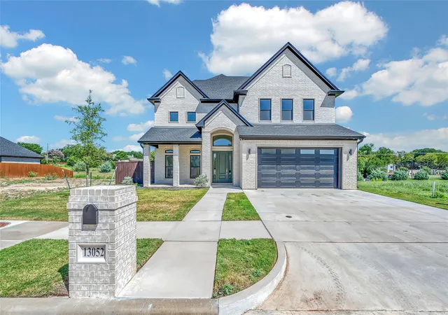 Photo 1 of Single family home for sale at 13052 Rainier Dr, Woodway, TX 76712 | MLS# 21342530 | Listing updated on 2026-09-14