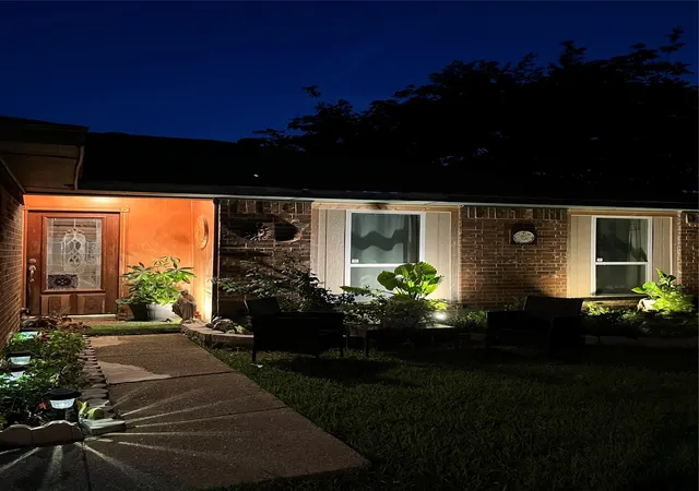 Photo 1 of Single family home for sale at 3001 Colony Dr, Mesquite, TX 75150 | MLS# 21343197 | Listing updated on 2026-08-02