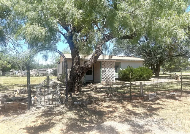 Photo 1 of Single family home for sale at 1604 N 3rd, Merkel, TX 79536 | MLS# 21343116 | Listing updated on 2026-08-31