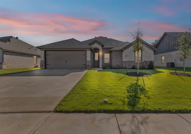Photo 4 of Single family home for sale at 620 Jameson St, Springtown, TX 76082 | MLS# 21343321 | Listing updated on 2026-07-29