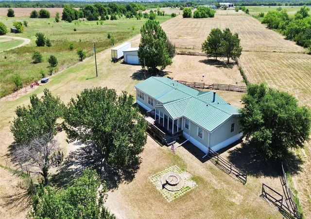 Photo 3 of Manufactured home for sale at 2247 County Road 2130, Greenville, TX 75402 | MLS# 21343475 | Listing updated on 2026-10-07