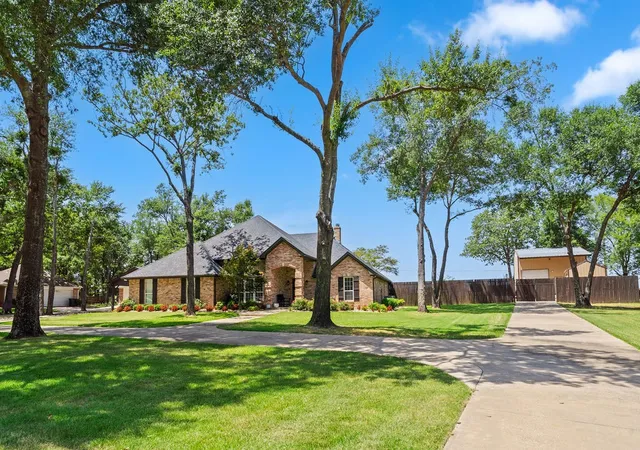Photo 1 of Single family home for sale at 44 Jennifer Ln, Sulphur Springs, TX 75482 | MLS# 21342737 | Listing updated on 2026-07-29