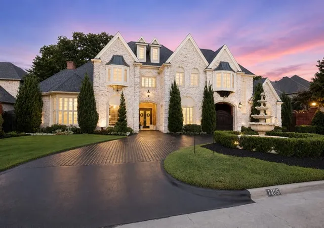 Photo 2 of Mansion for sale at 1405 Bentley Ct, Southlake, TX 76092 | MLS# 21337827 | Listing updated on 2026-09-08