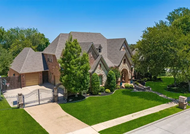 Photo 3 of Mansion for sale at 2409 Spyglass Ct, Keller, TX 76248 | MLS# 21339558 | Listing updated on 2026-09-28