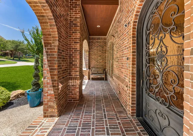 Photo 3 of Single family home for sale at 2409 Spyglass Ct, Keller, TX 76248 | MLS# 21339558 | Listing updated on 2026-09-28