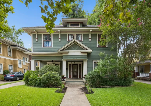 Photo 1 of Single family home for sale at 5020 Junius St, Dallas, TX 75214 | MLS# 21294031 | Listing updated on 2026-09-11
