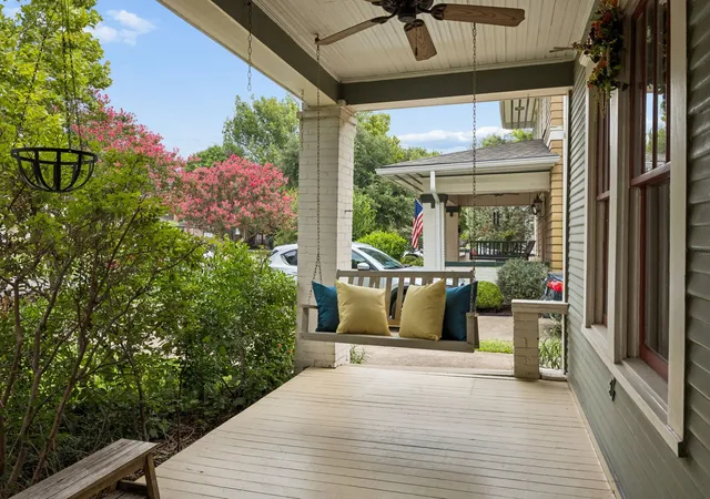 Photo 3 of Sale Pending at 5020 Junius St, Dallas, TX 75214 | MLS# 21294031 | Listing updated on 2026-10-28