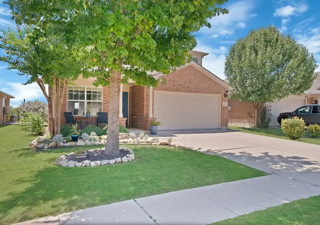 Photo 2 of Single family home for sale at 15925 Blaketree Dr, Fort Worth, TX 76177 | MLS# 21343958 | Listing updated on 2026-09-11