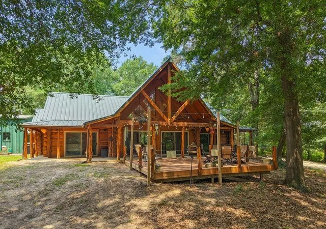 Photo 3 of Single family home for sale at 2226 Holly Rd, Gilmer, TX 75644 | MLS# 21344249 | Listing updated on 2026-07-29