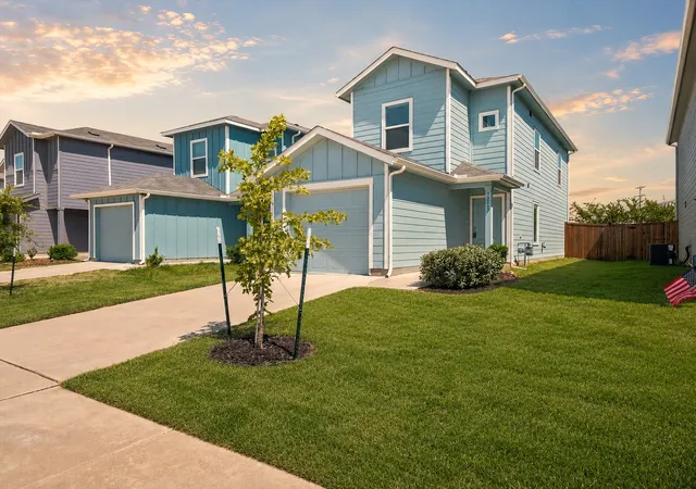Photo 1 of Sale Pending at 12117 Falabella Dr, Aubrey, TX 76227 | MLS# 21341643 | Listing updated on 2026-09-15
