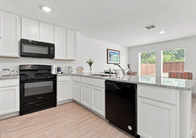 Photo 4 of Sale Pending at 12117 Falabella Dr, Aubrey, TX 76227 | MLS# 21341643 | Listing updated on 2026-09-15