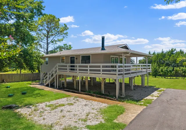 Photo 4 of Single family home for sale at 17235 Lake Ray Hubbard Dr, Forney, TX 75126 | MLS# 21344049 | Listing updated on 2026-10-05