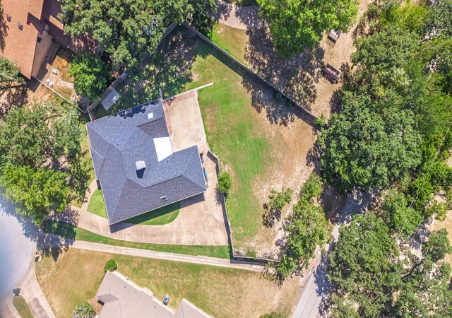 Photo 3 of Single family home for sale at 5504 Glenlivet Pl, Greenville, TX 75402 | MLS# 21344307 | Listing updated on 2026-09-12