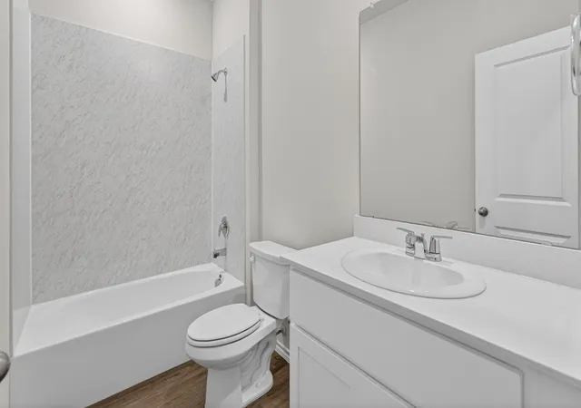 Photo 3 of Sale Pending at 6053 Freedom Dr, Lindale, TX 75771 | MLS# 21344375 | Listing updated on 2026-09-08
